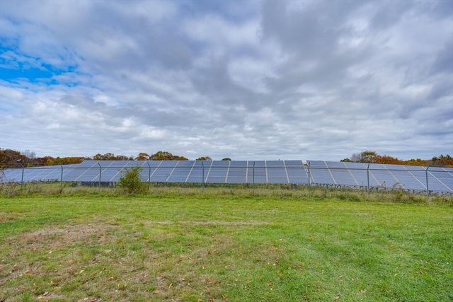 748-A Stafford St, Leicester, MA 01542