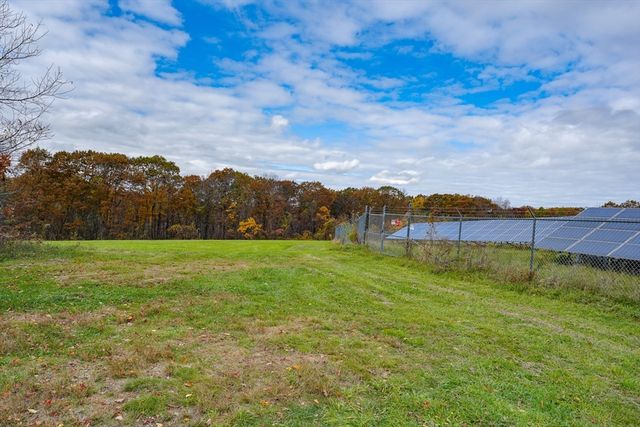 748-A Stafford St, Leicester, MA 01542