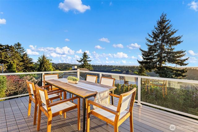 5525 Highland Drive, Bellevue, WA 98006