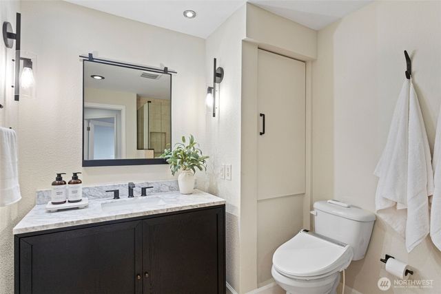 5525 Highland Drive, Bellevue, WA 98006