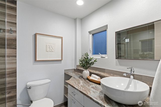 5525 Highland Drive, Bellevue, WA 98006