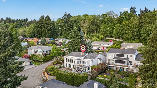 5525 Highland Drive, Bellevue, WA 98006