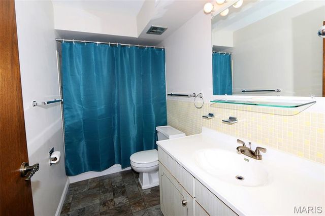 3204 Denmark Drive A, Bridgeton, MO 63044