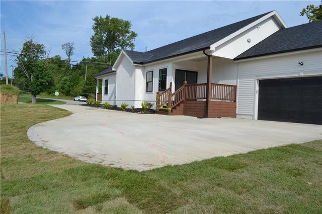 1619 N 55th Street, Kansas City, KS 66102