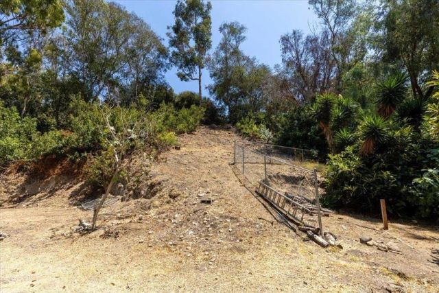 5488 New Mills Rd, San Diego, CA 92115