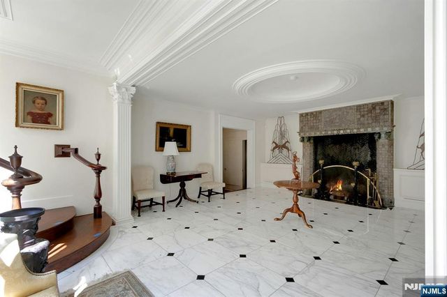 9 E Saddle River Road, Saddle River, NJ 07458
