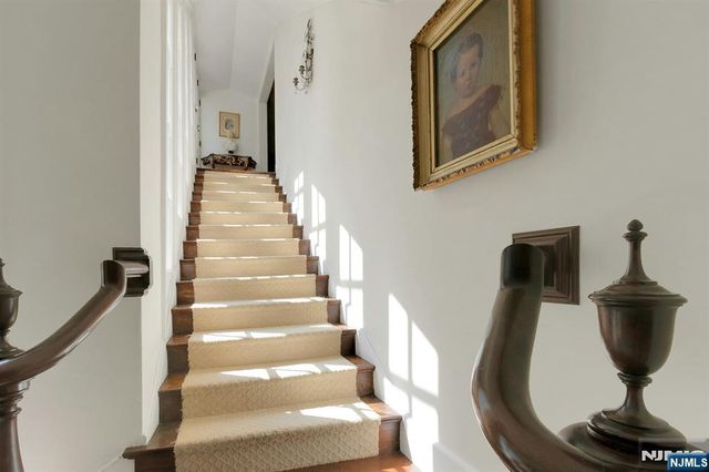 9 E Saddle River Road, Saddle River, NJ 07458
