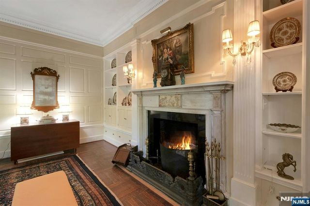 9 E Saddle River Road, Saddle River, NJ 07458