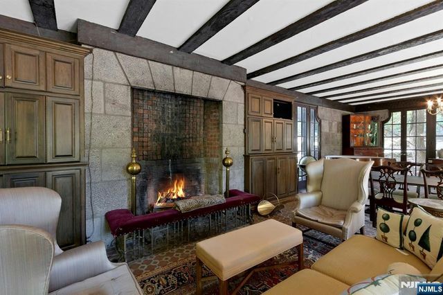 9 E Saddle River Road, Saddle River, NJ 07458
