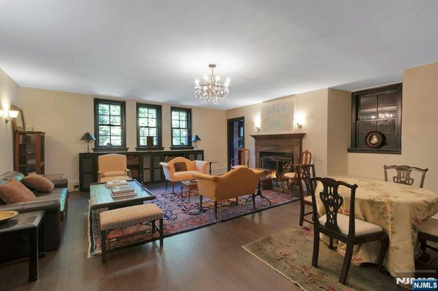 9 E Saddle River Road, Saddle River, NJ 07458