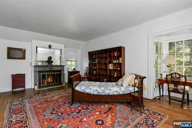 9 E Saddle River Road, Saddle River, NJ 07458