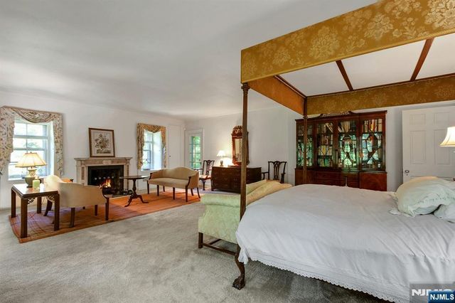 9 E Saddle River Road, Saddle River, NJ 07458