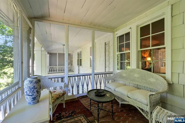 9 E Saddle River Road, Saddle River, NJ 07458