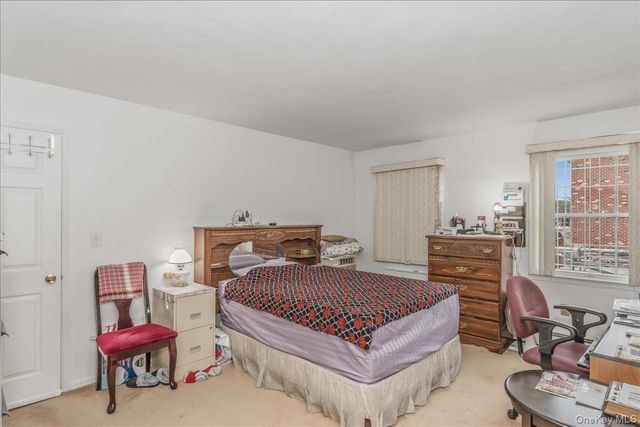 8950 Pontiac Street, Queens Village, NY 11427