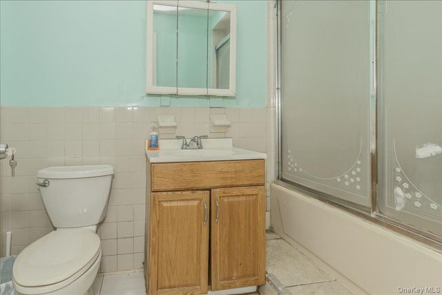 8950 Pontiac Street, Queens Village, NY 11427