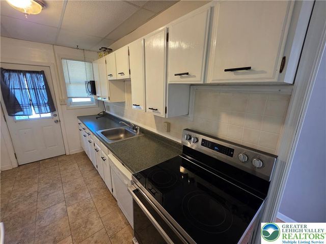 809 Bushkill Street, Easton, PA 18042