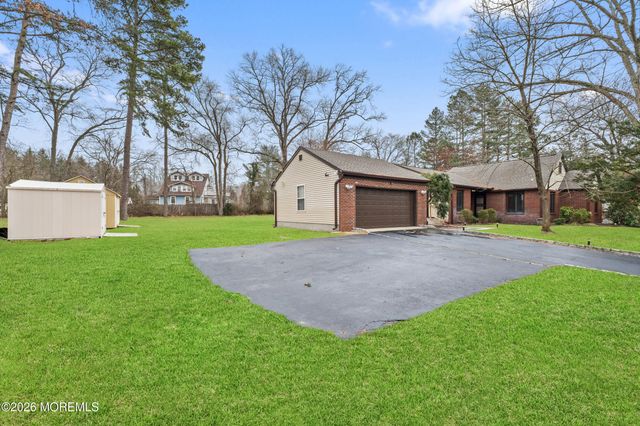 1 Dominion Drive, Jackson, NJ 08527