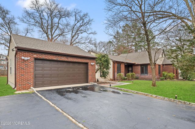 1 Dominion Drive, Jackson, NJ 08527