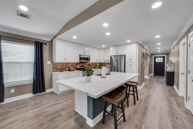 2403 Lakecrest Village Court, Katy, TX 77493