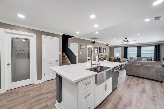 2403 Lakecrest Village Court, Katy, TX 77493