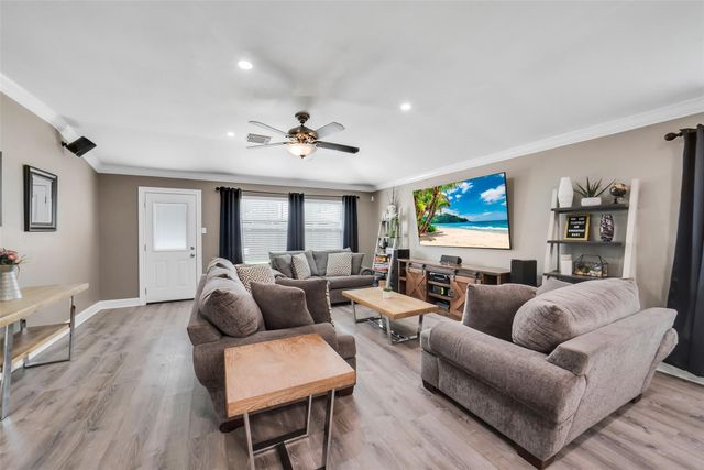 2403 Lakecrest Village Court, Katy, TX 77493