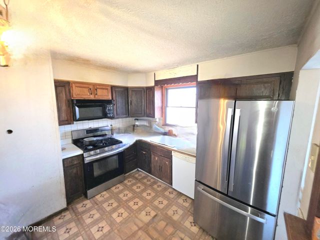 590 Bingham Street, Neptune Township, NJ 07753