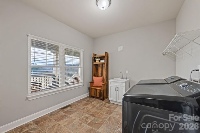 343 Rocky Lane Road, Clyde, NC 28721