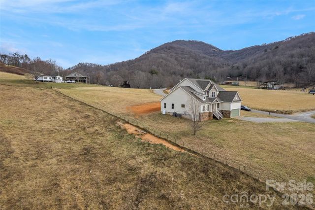 343 Rocky Lane Road, Clyde, NC 28721