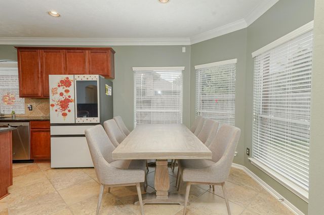 1904 Keswick Court, Pearland, TX 77581