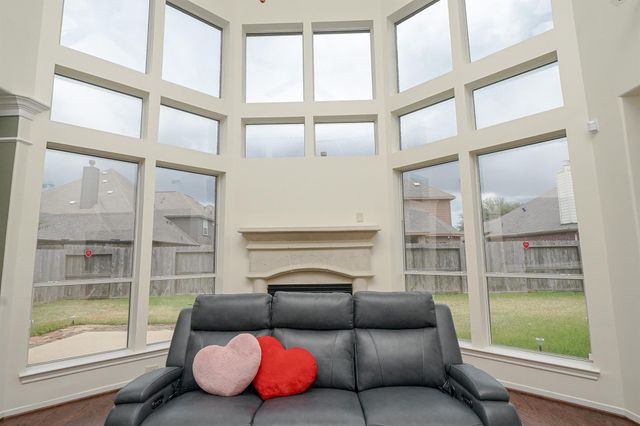 1904 Keswick Court, Pearland, TX 77581