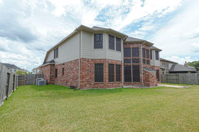 1904 Keswick Court, Pearland, TX 77581