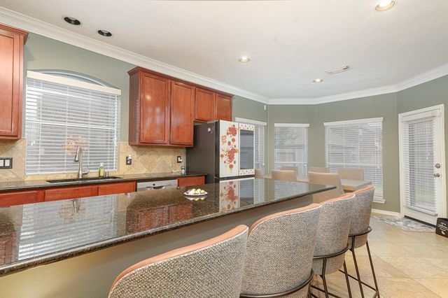 1904 Keswick Court, Pearland, TX 77581
