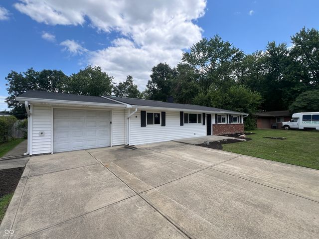 1949 Shenandoah Place, Indianapolis, IN 46229