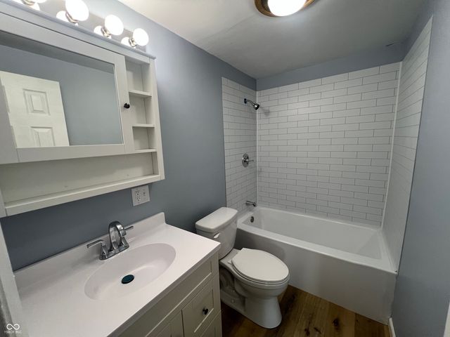 1949 Shenandoah Place, Indianapolis, IN 46229