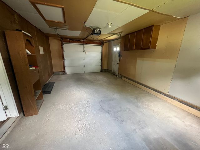 1949 Shenandoah Place, Indianapolis, IN 46229