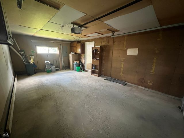 1949 Shenandoah Place, Indianapolis, IN 46229
