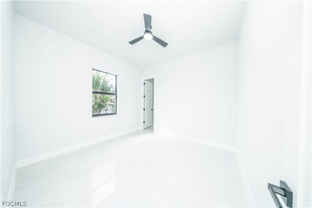 3516 NW 9th TER, Cape Coral, FL 33993