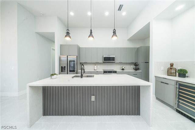 3516 NW 9th TER, Cape Coral, FL 33993