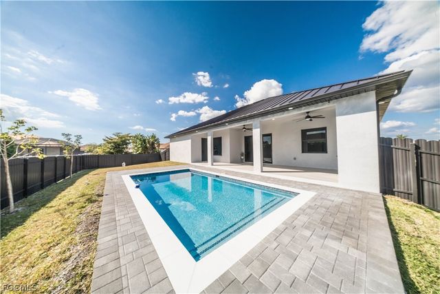 3516 NW 9th TER, Cape Coral, FL 33993