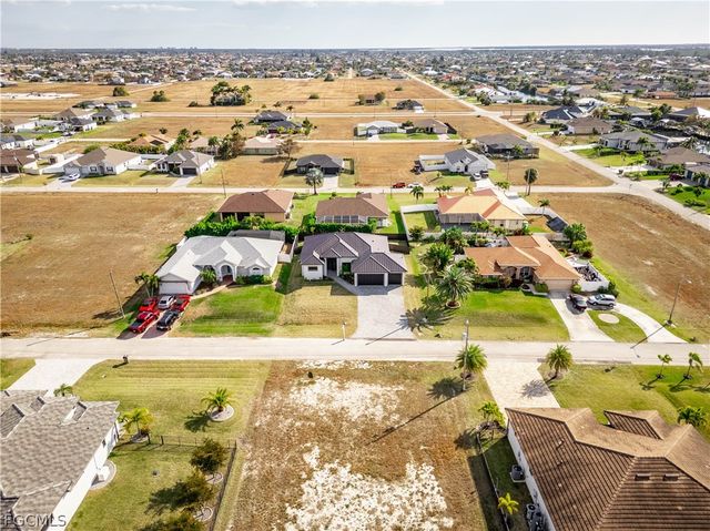 3516 NW 9th TER, Cape Coral, FL 33993