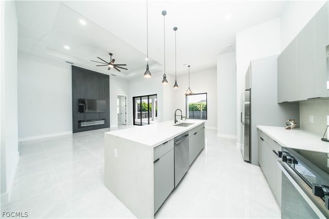 3516 NW 9th TER, Cape Coral, FL 33993