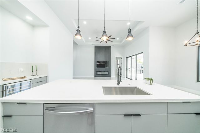 3516 NW 9th TER, Cape Coral, FL 33993