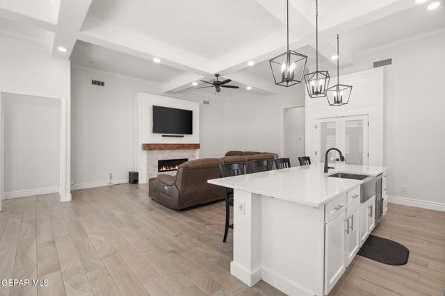 14724 TIERRA BETANCOURT Place, El Paso, TX 79938