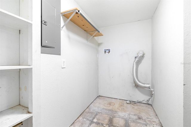 655 CARMEL ROAD, Venice, FL 34293