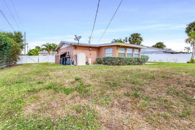 655 CARMEL ROAD, Venice, FL 34293