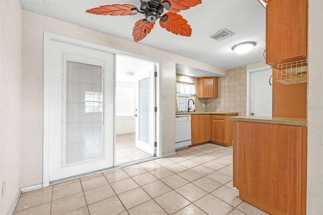 655 CARMEL ROAD, Venice, FL 34293