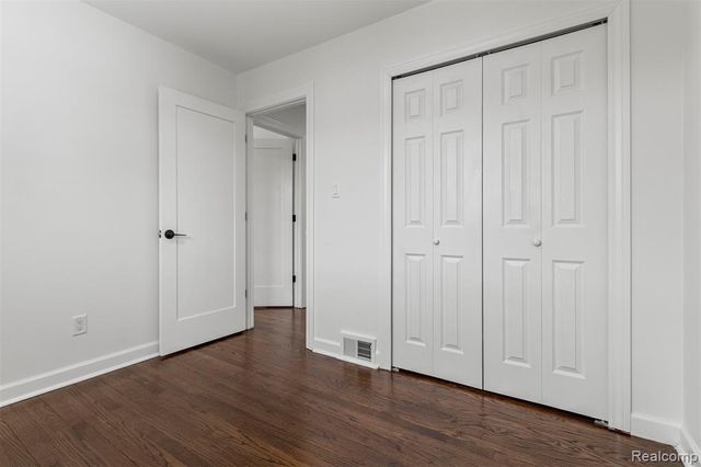 8932 Wormer, Redford, MI 48239