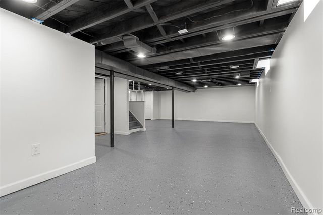 8932 Wormer, Redford, MI 48239