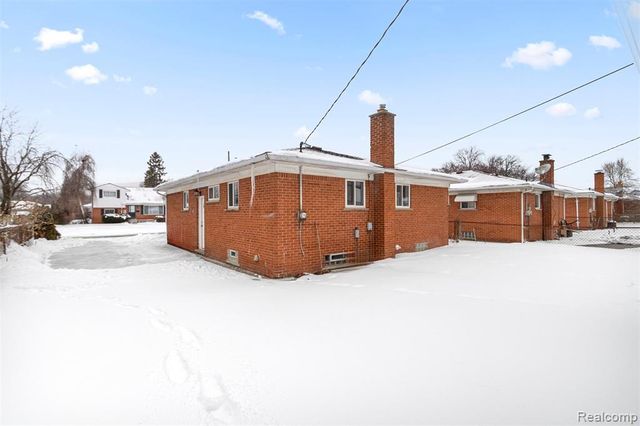 8932 Wormer, Redford, MI 48239