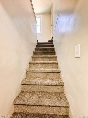 9646 Ward Street, Detroit, MI 48227